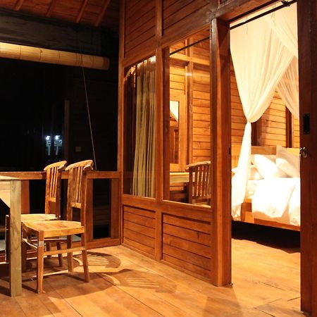 Manuk Dewata Villa Сидемен Екстериор снимка